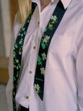 Load image into Gallery viewer, Beach Blossom (Black)
