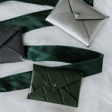 Load image into Gallery viewer, Envelope Card Holder