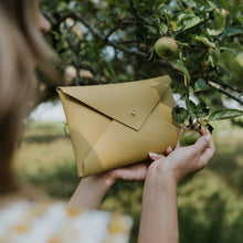 Load image into Gallery viewer, Classic Envelope Clutch
