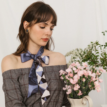 Load image into Gallery viewer, Silk Twilly Scarf