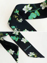 Load image into Gallery viewer, Beach Blossom (Black)
