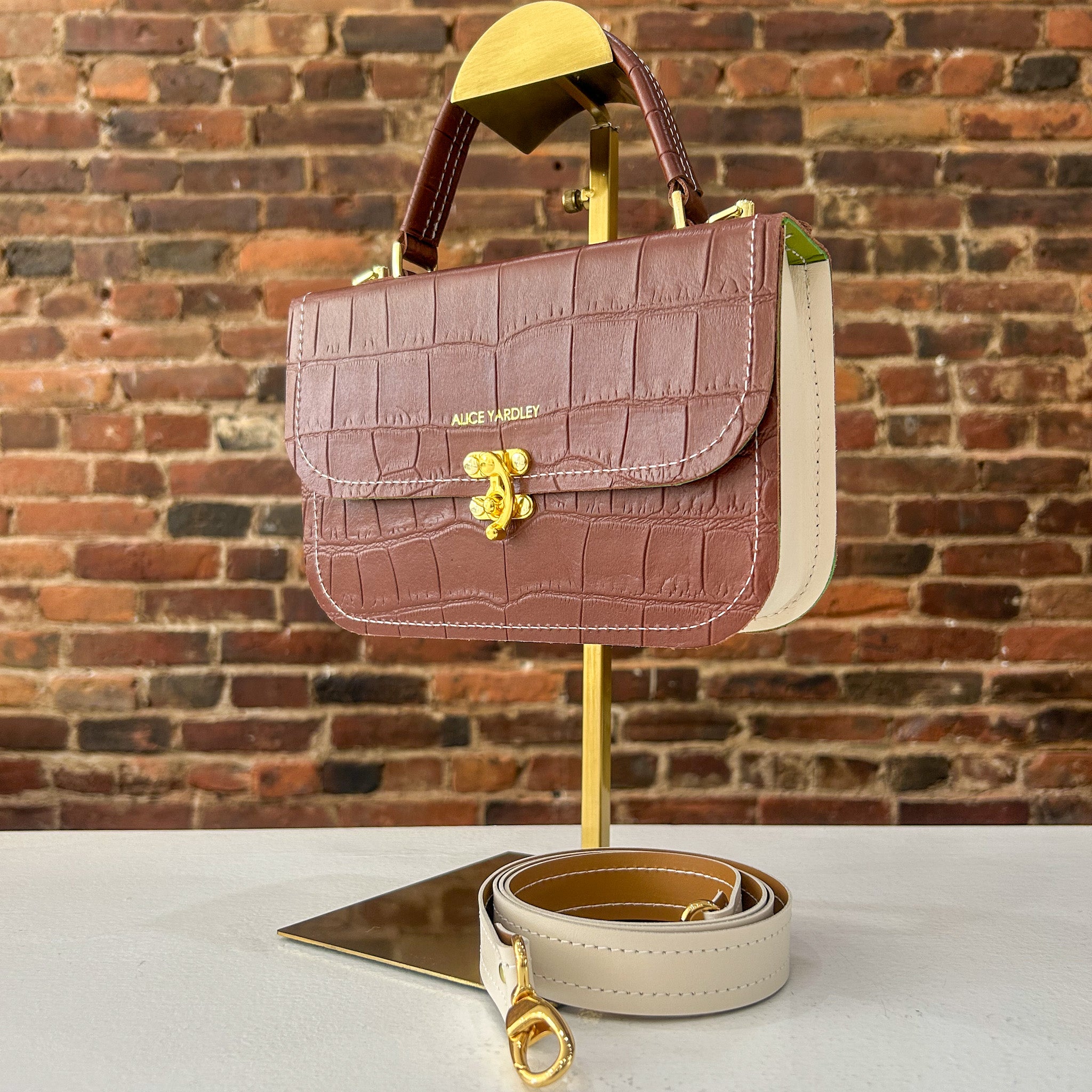 Mocha Chocolate Large Croc – Alice Yardley